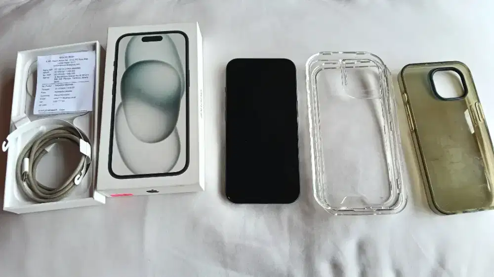 I phone 15 128gb BH 87% IBoX bon ibox ada pemakaian dari baru