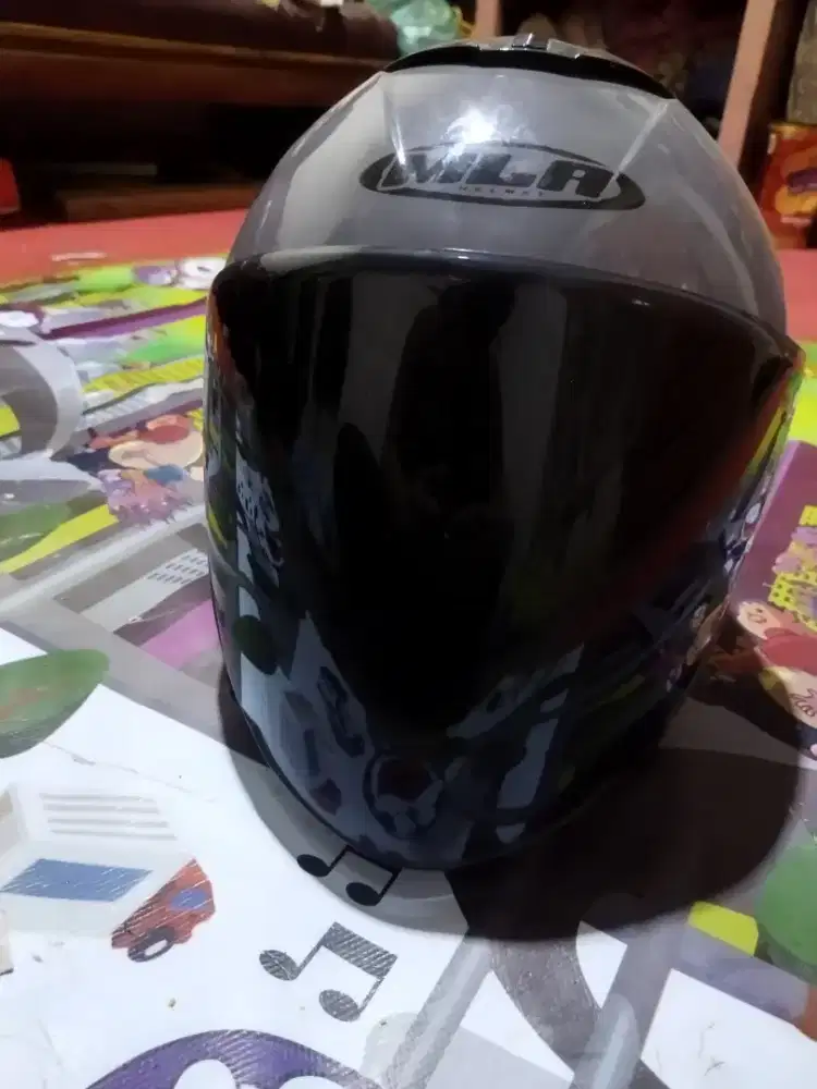 Helem MLA abu abu hitam