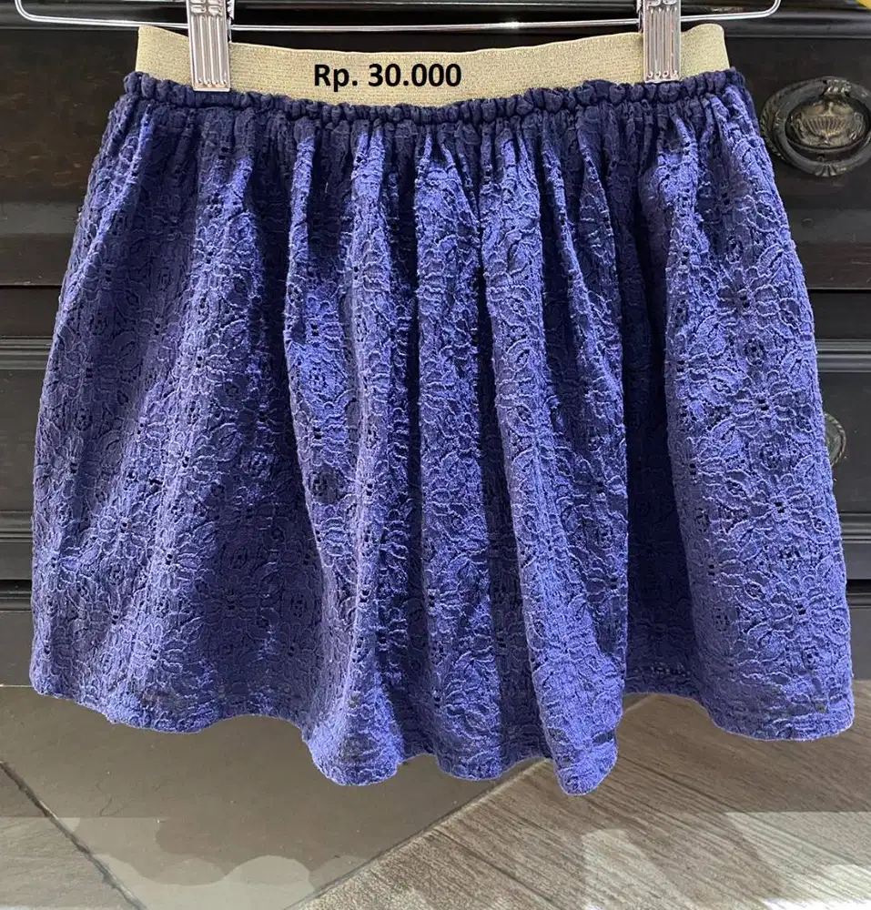 Preloved atasan dan bawahan