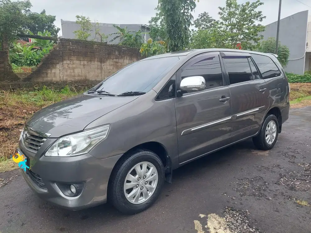 Toyota Kijang Innova 2013 Bensin