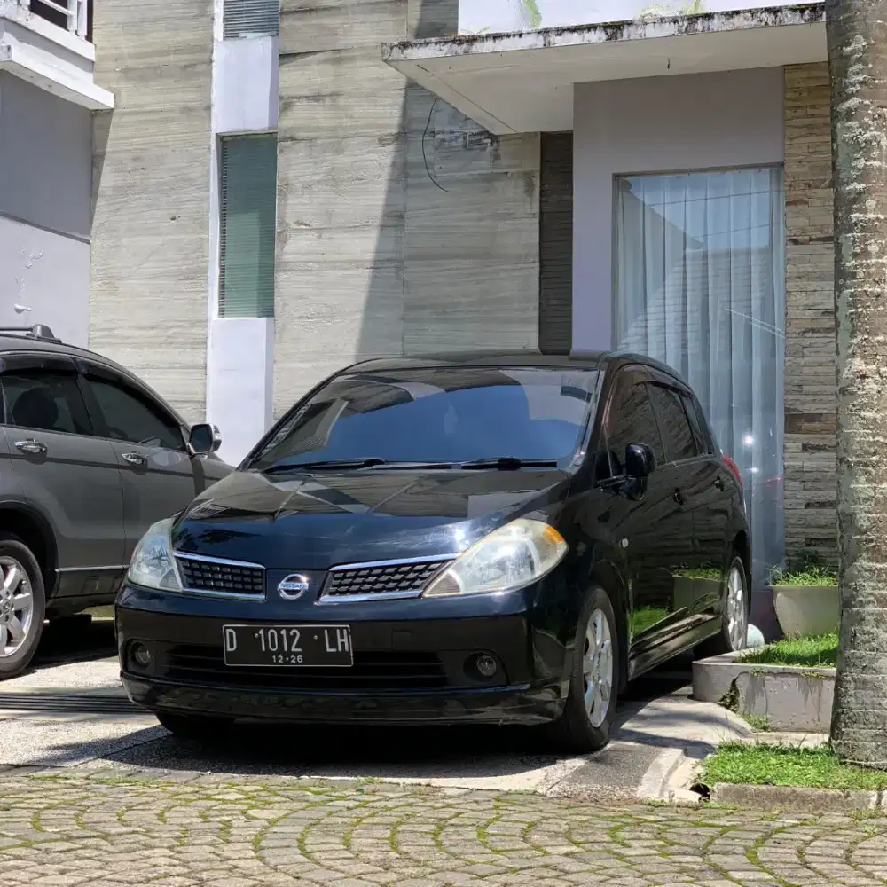 Nissan Latio 1.8 AT 2007 CBU japan