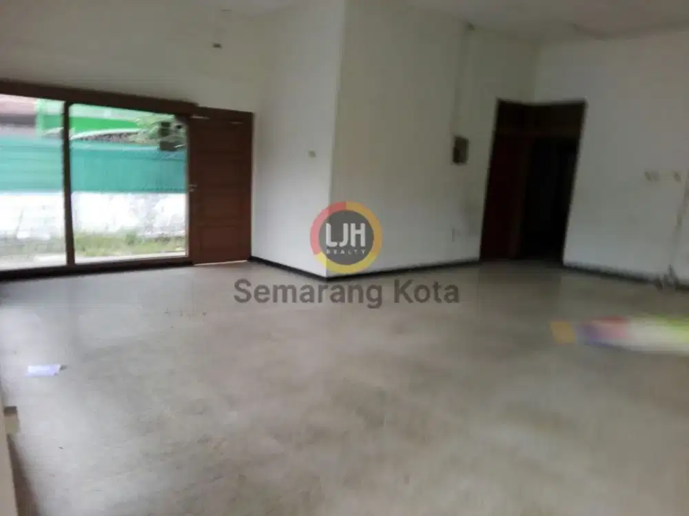 Rumah cocok untuk usaha di jalan Semeru Raya