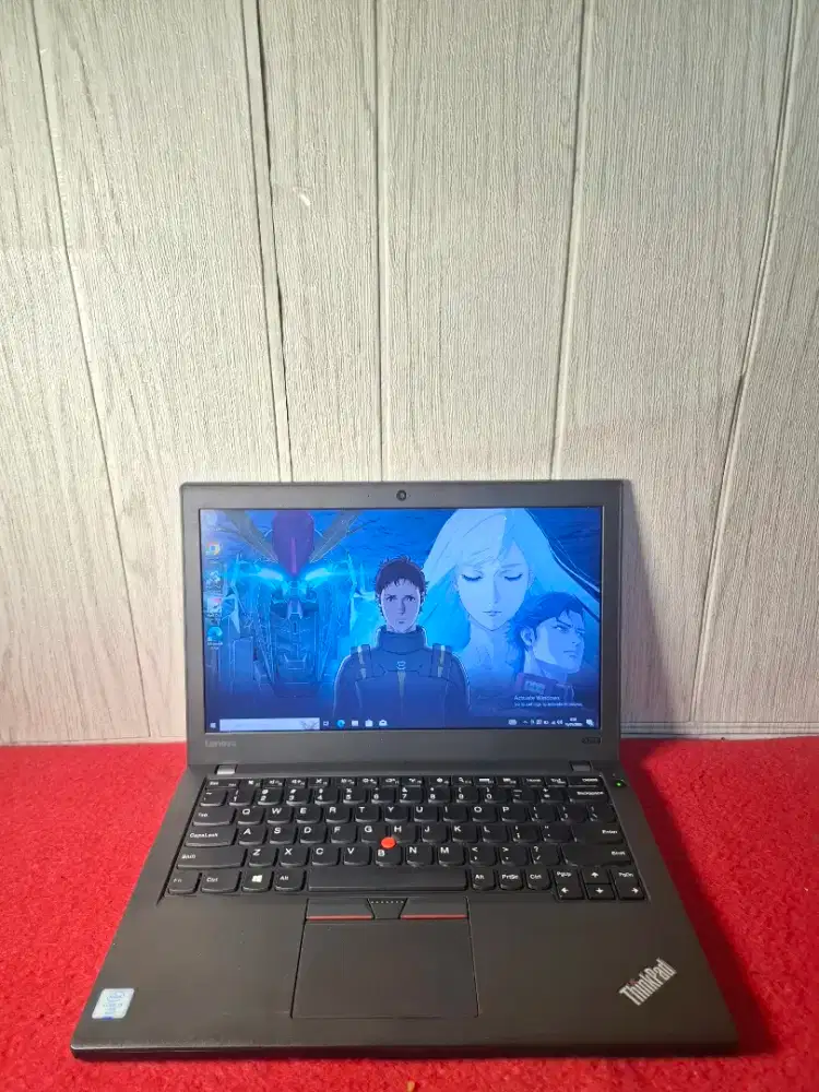 Lenovo thinkpad X270 i5 Gen 6 Ram 8 Ssd 256