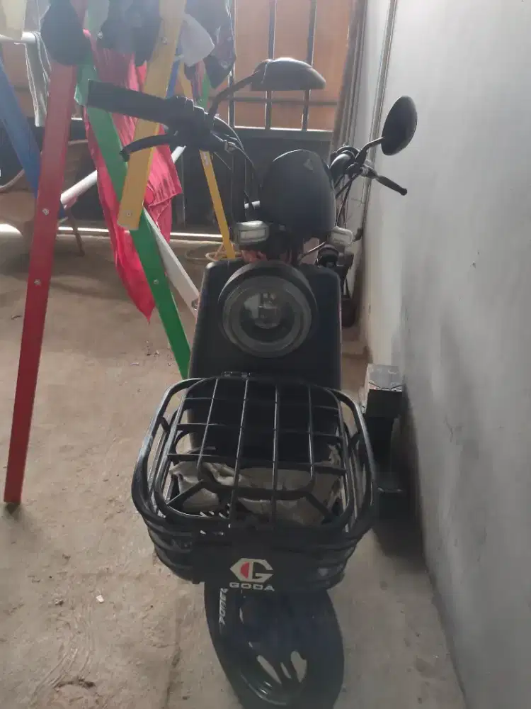 Sepeda listrik agoda