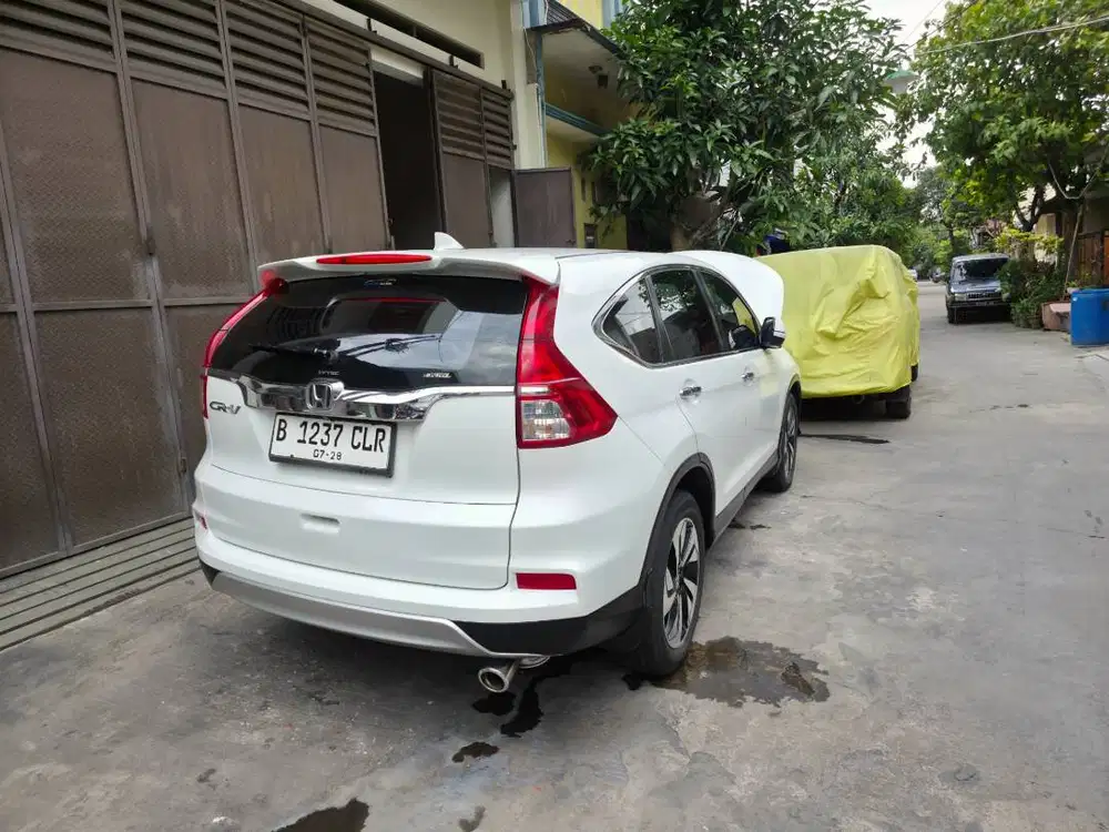Honda CR-V CRV 2.4 2400cc Matic AT Tahun 2016 Putih , 2015