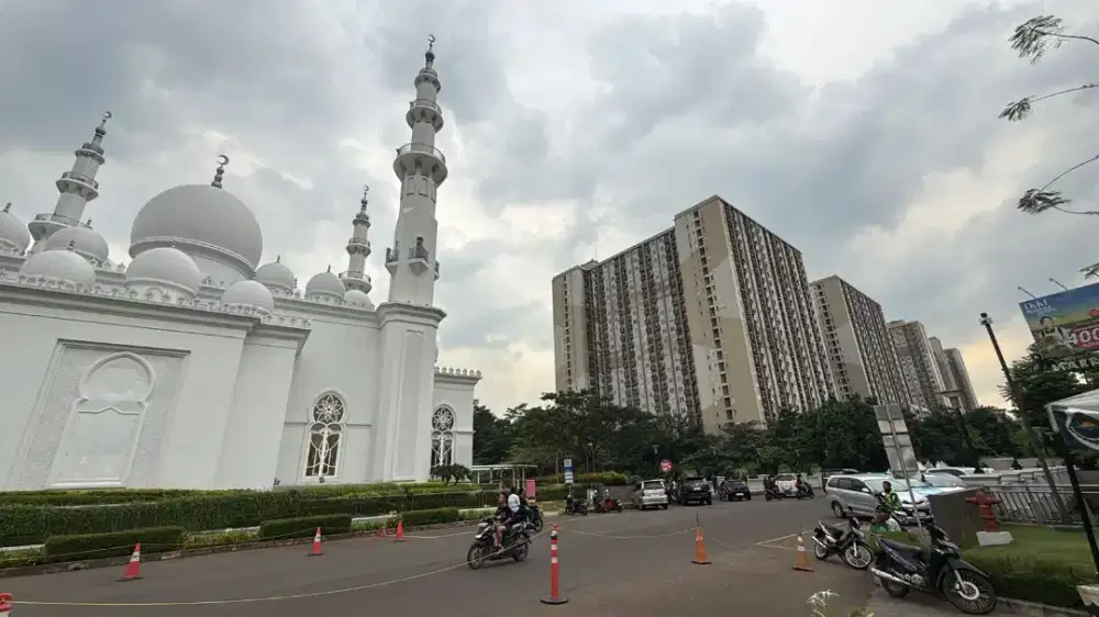 Jual murah 2 BR Apartemen podomoro golf view depok ( un Furnish)