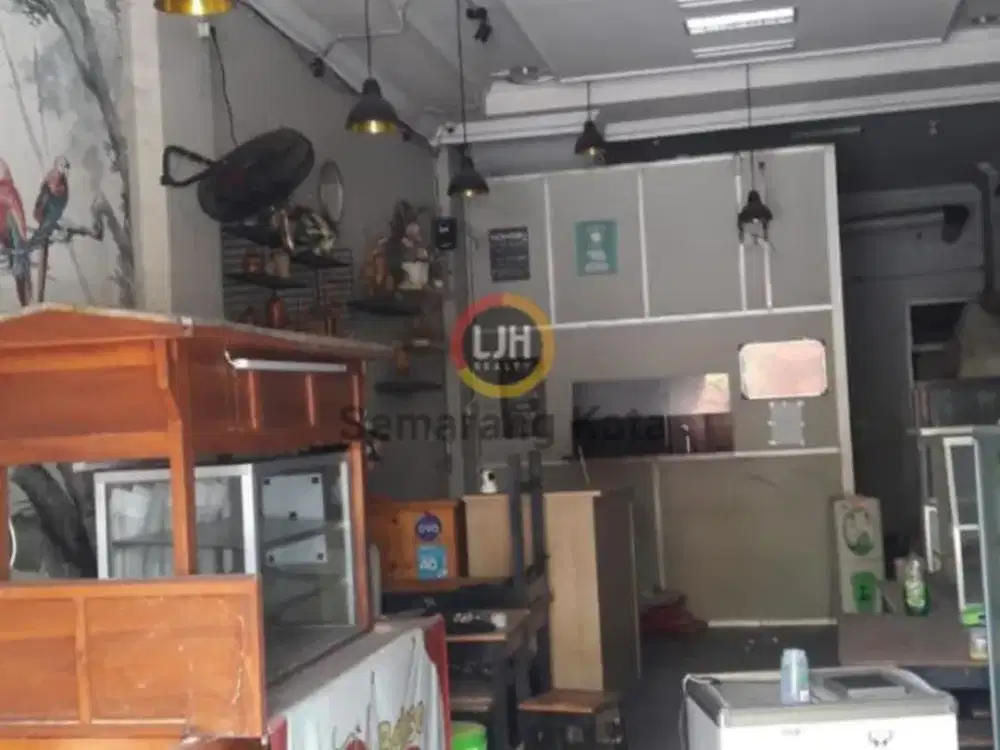 Ruko siap pakai di Peterongan Plaza