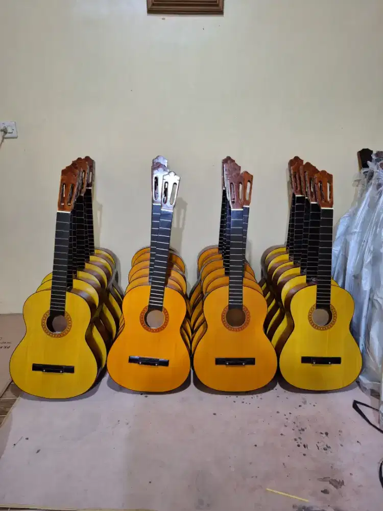 Grosir gitar akustik