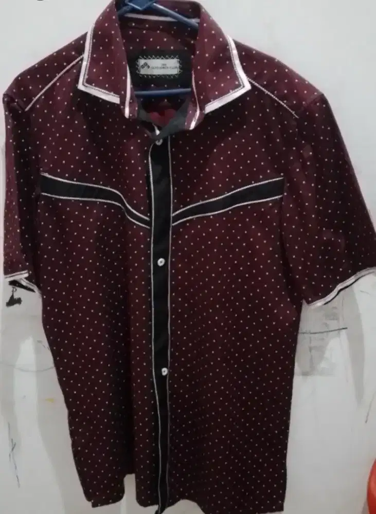 KEMEJA THE GENTLEMEN CLUB