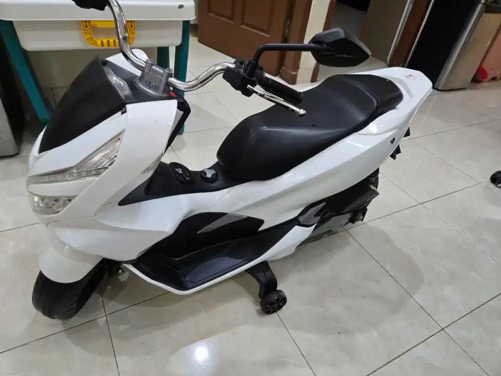 Motor aki mainan anak