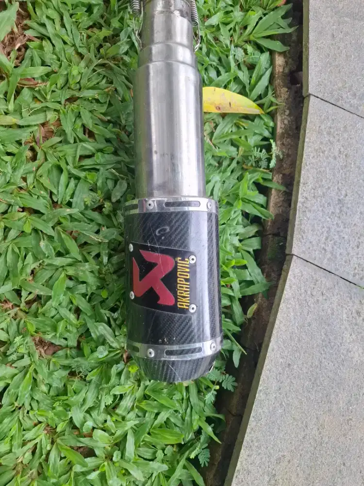 Knalpot AKRAPOVIC