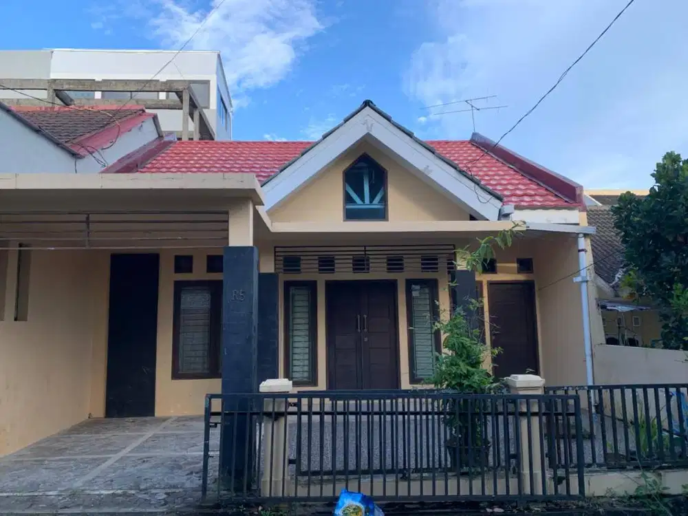 Rumah Disewakan Tahunan w/ Furnish