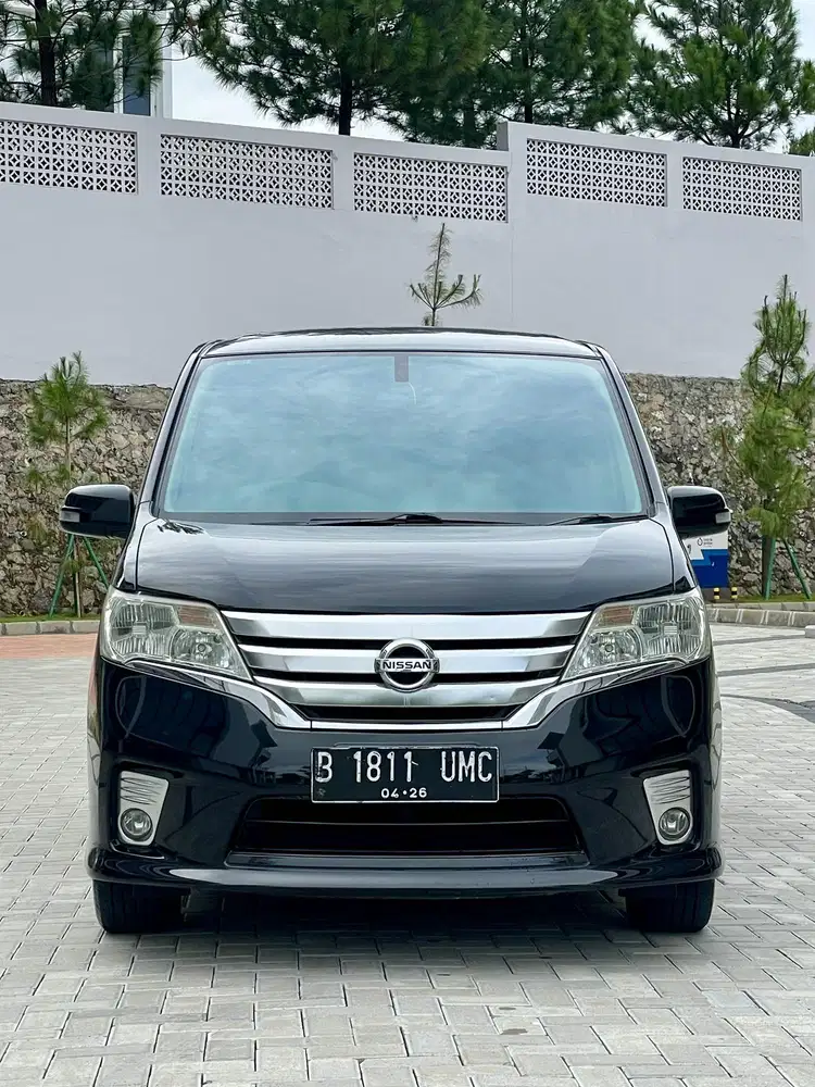 Nissan Serena HWS 2.0 AT 2013