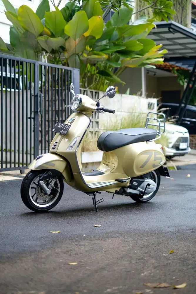 PIAGGIO VESPA PRIMAVERA ANNIV 75th MURAH BERGARANSI