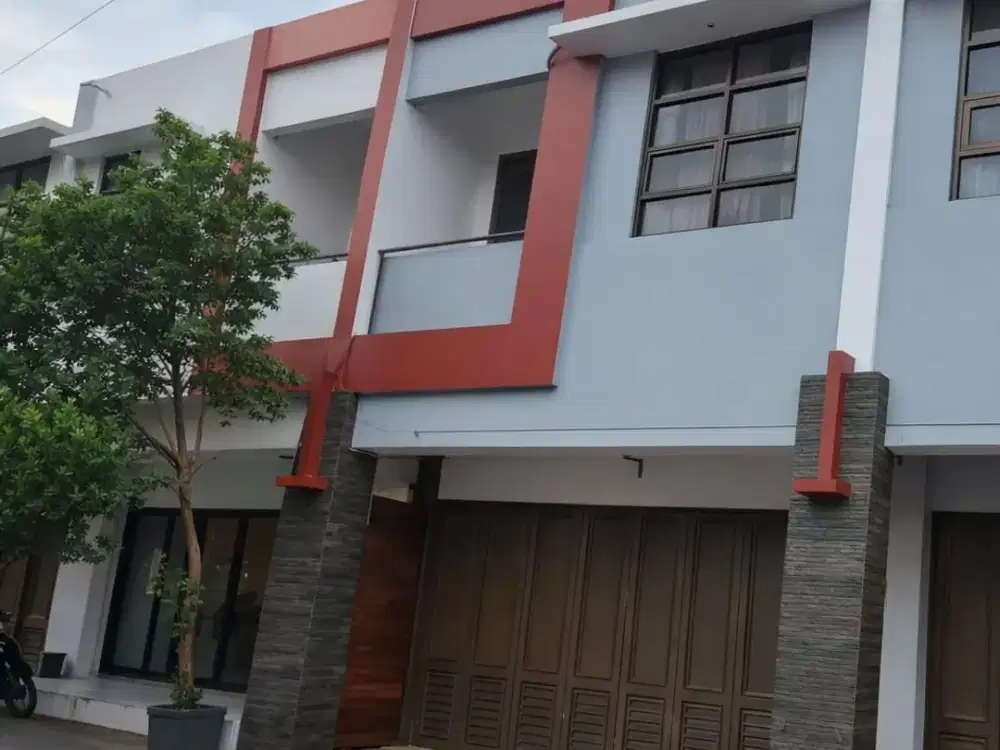 Dijual Ruko Siap Huni Lokasi Strategis di Mainroad Puri Dago Antapani Bandung