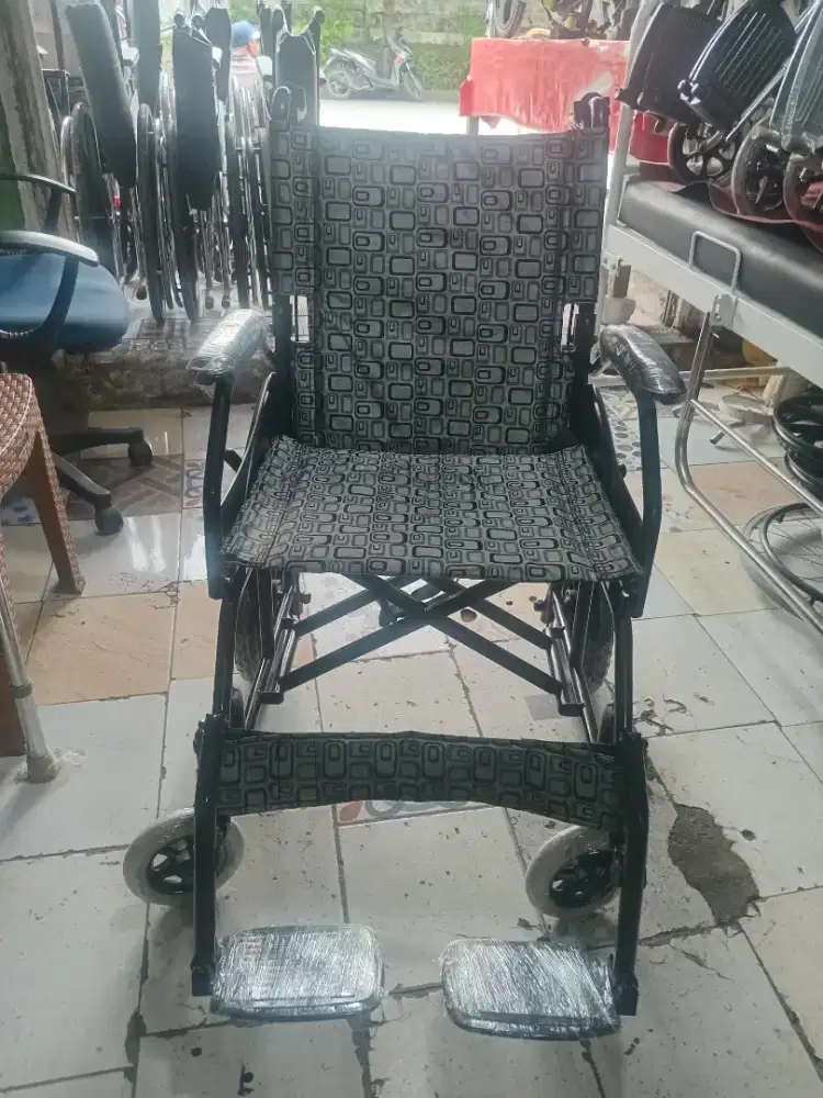 Kursi roda gea trevel mulus siap pake