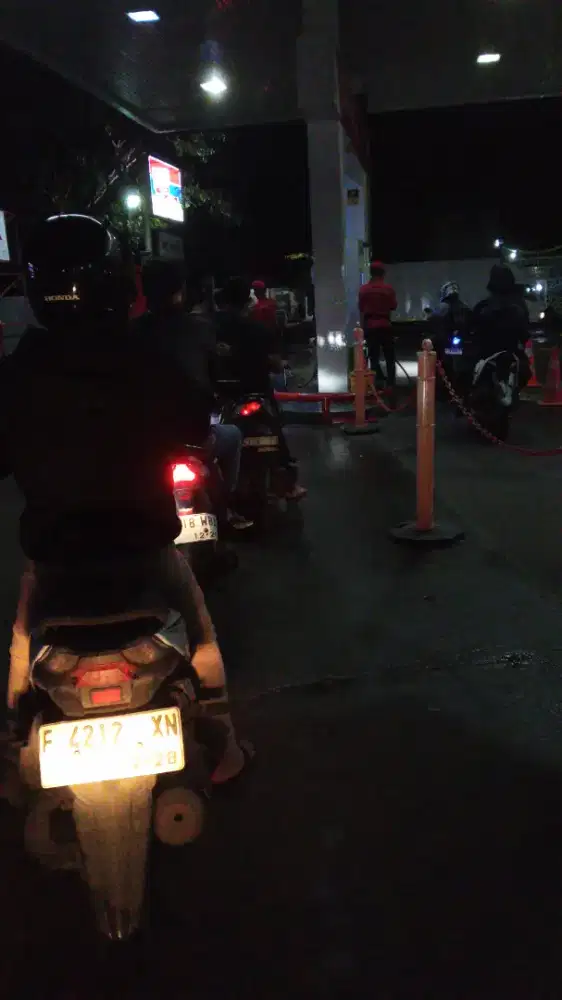 Jasa supir harian atau mingguan bulanan