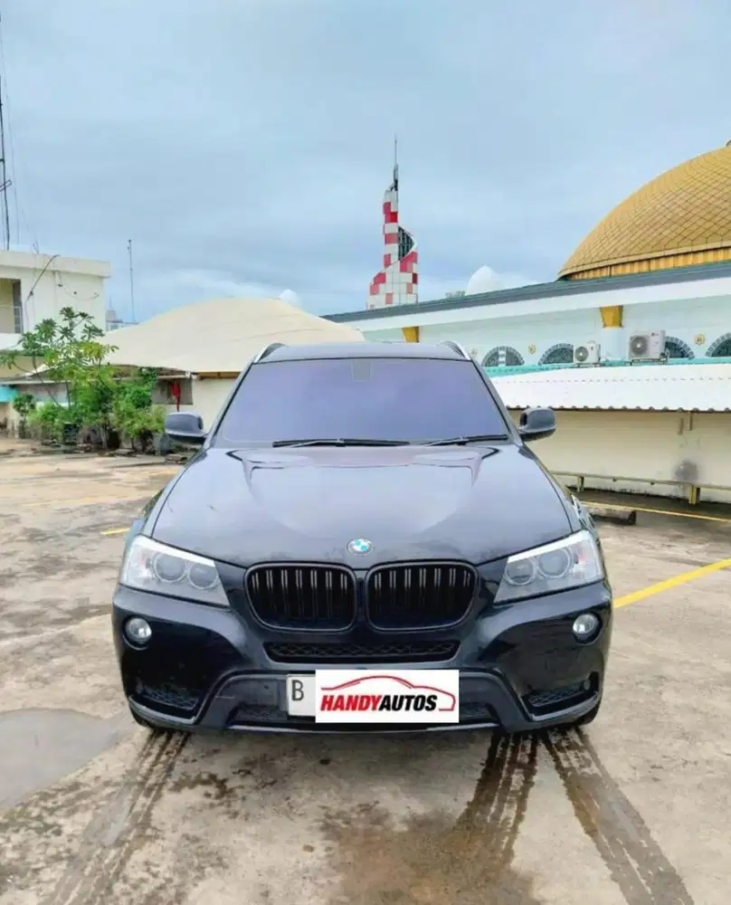 BMW X3 Panoramic Bensin Tahun 2013 Automatic Hitam Metalik