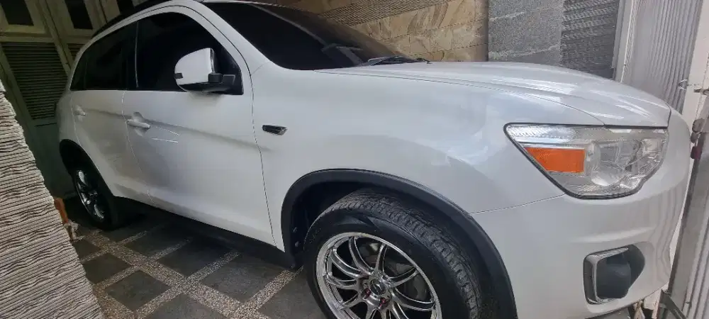 Ban Brigestone 225/50/ W95 Ring 18