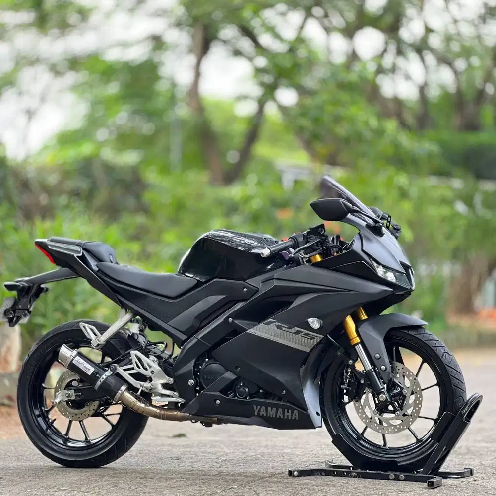 YAMAHA YZF R15 V3 2021 HITAM KM LOW PAJAK PANJANG FULL MULUS