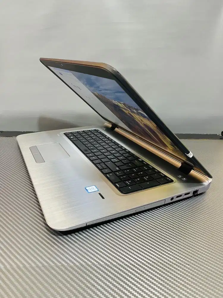 Hp Probook 470 G3 Core i7 RAM 16 SSD 256GB Double VGA FHD