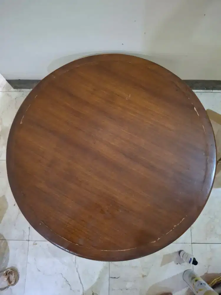 Meja Bundar Serbaguna