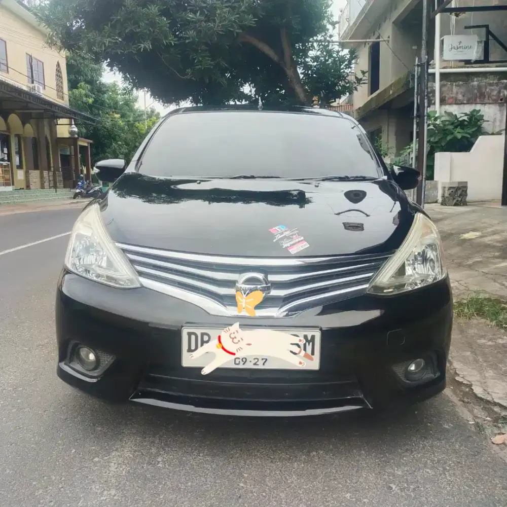 DIJUAL CEPAT NISSAN GRAND LIVINA 1.5 XV