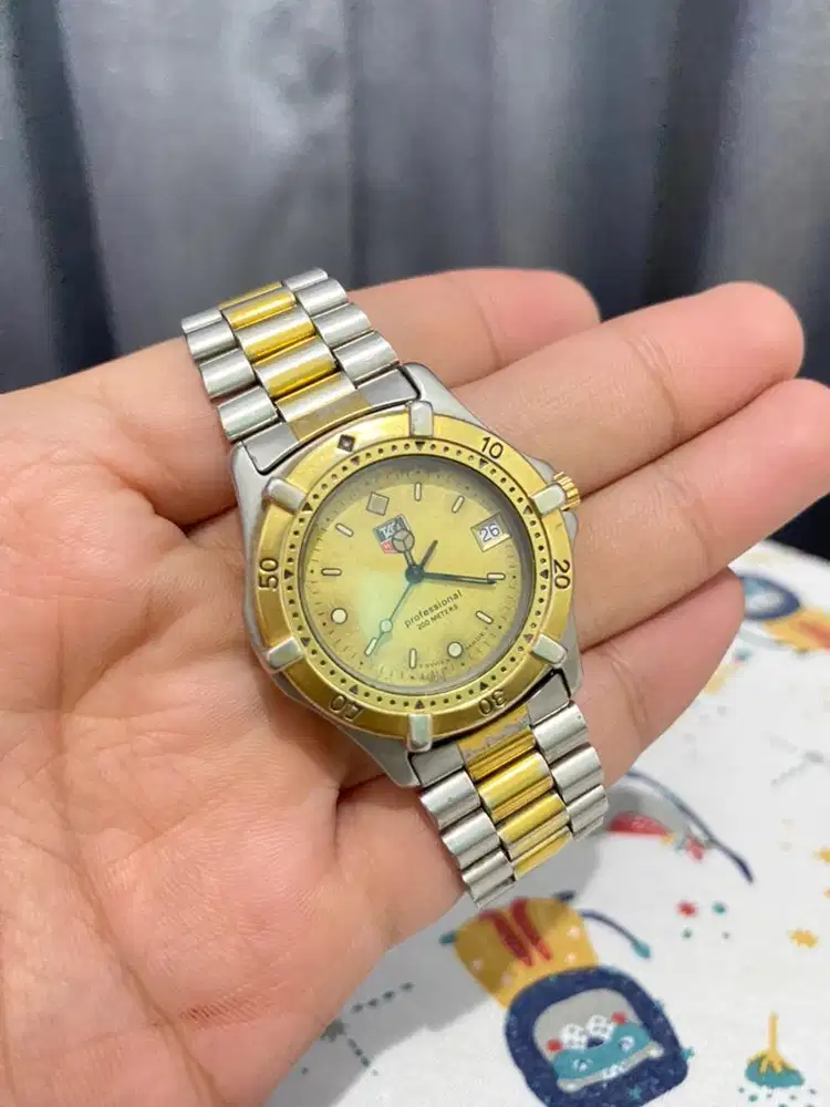 Tag Heuer Professional 200 Quartz Swiss Made