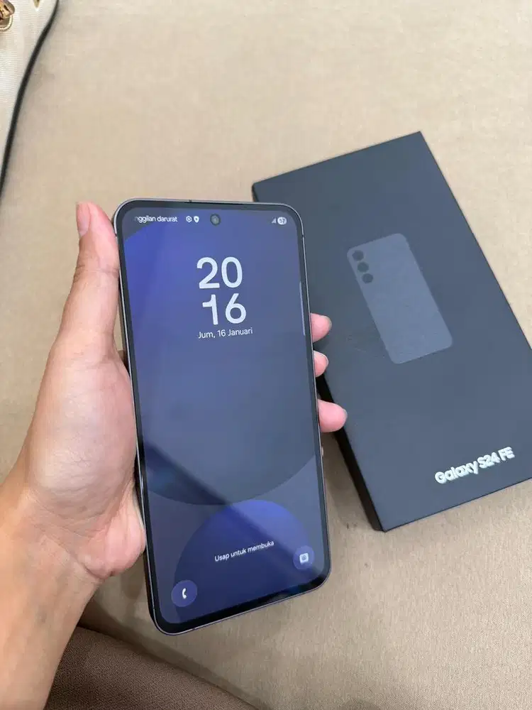 Samsung s24 fe 8/256