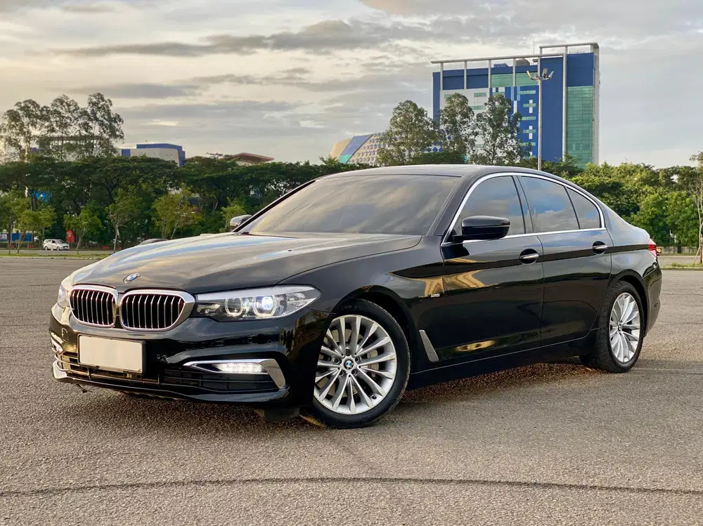 TANGAN PERTAMA ! BMW 530i G30 Luxury B48 2018 / 2019