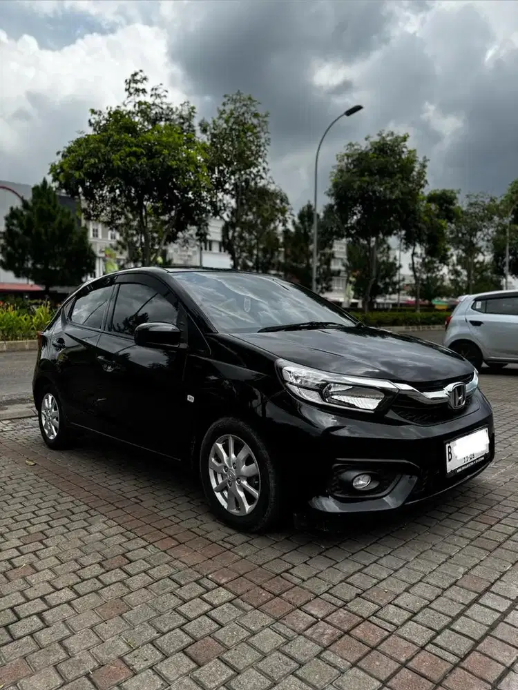 Dijual CASH Honda Brio E CVT 2018