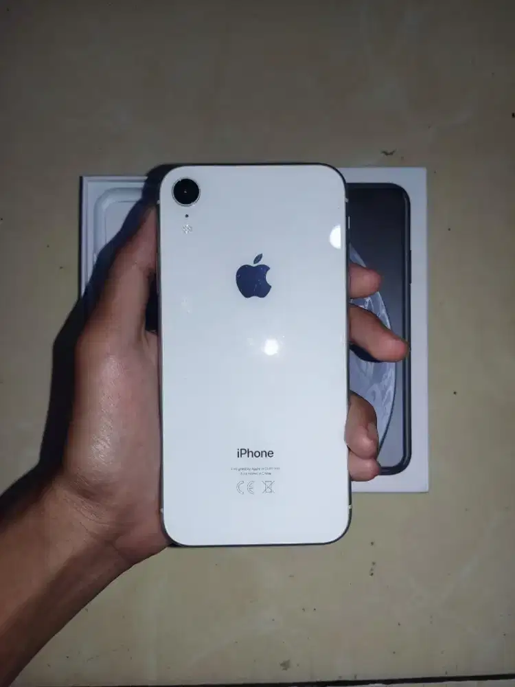 iPhone XR 64gb nominus