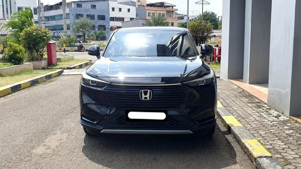 Km37rb honda hrv se sensing 2022 hitam