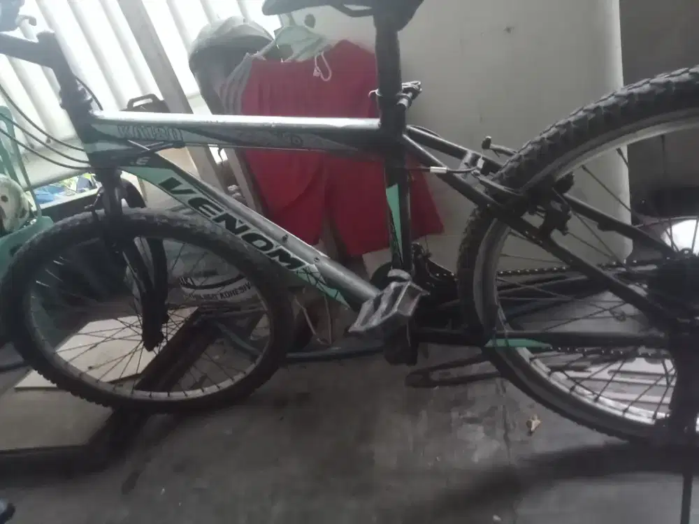 Sepeda pancal gunung