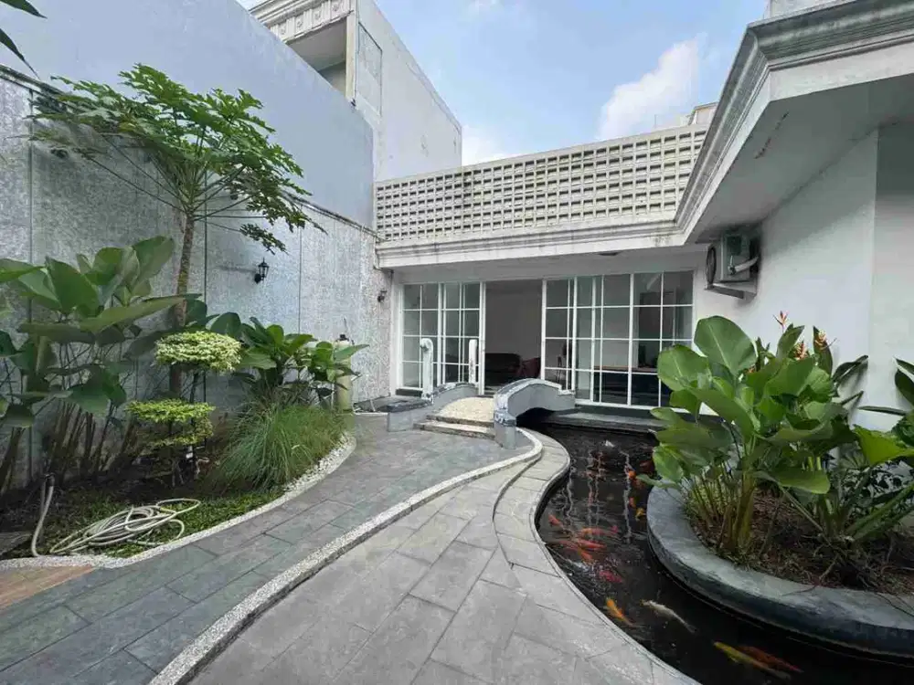 DIJUAL Rumah MEWAH ALAM SUTERA DEKAT LAURENSIA