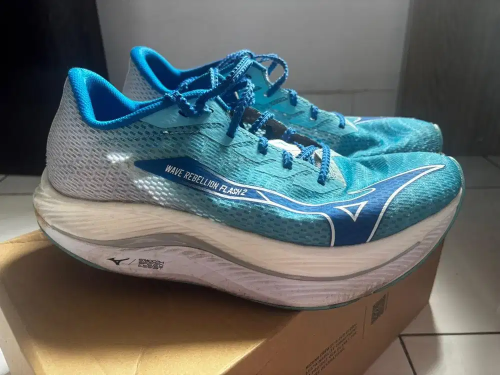 Sepatu Running Mizuno Wave Rebellion Flash 2 uk 43