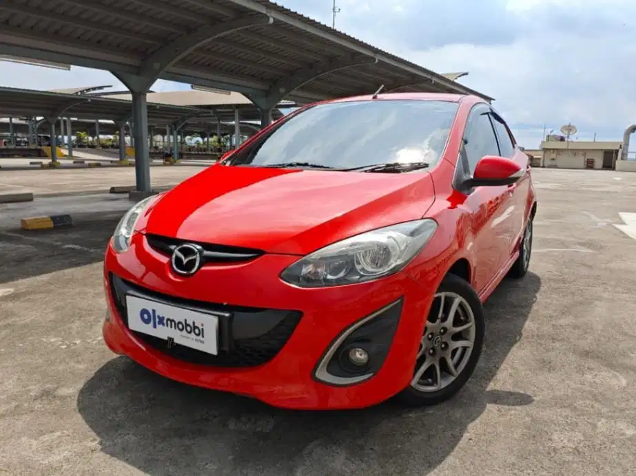 LOW DP Mazda 2 1.5 R Bensin-MT 2013 8VB