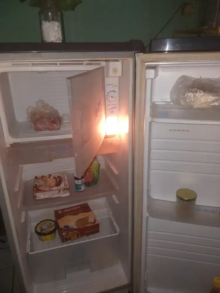 Kulkas 1 pntu normal ori pamulang