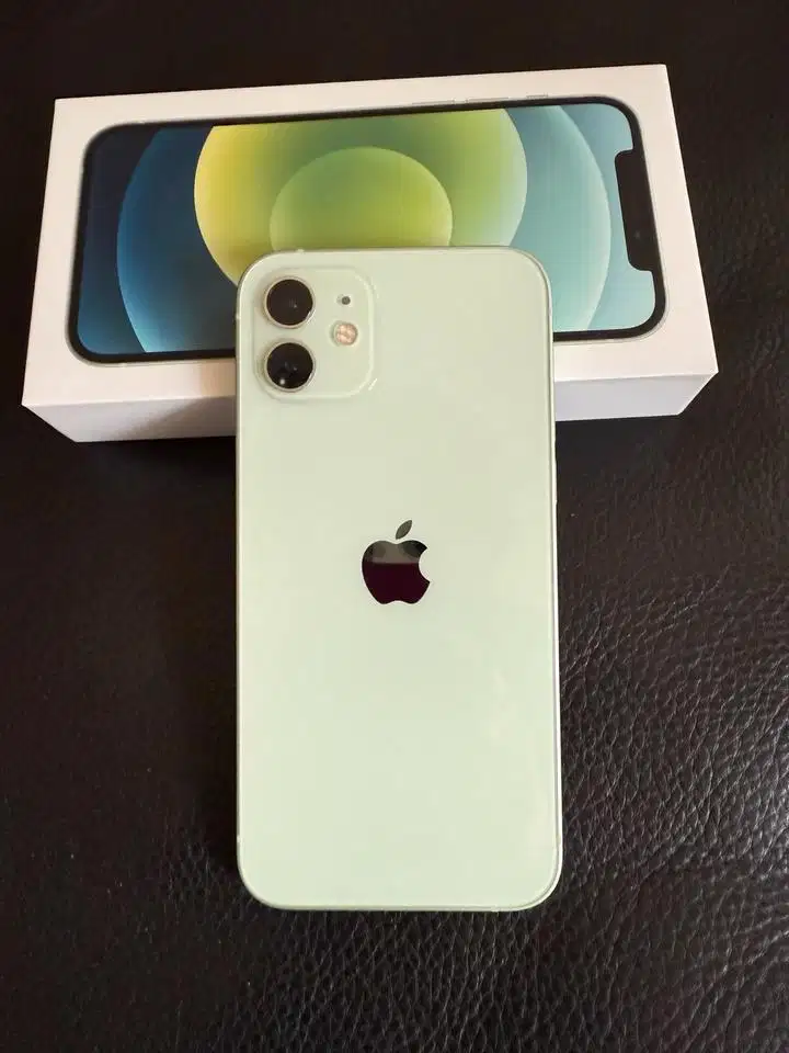 iPhone 12 - 64GB