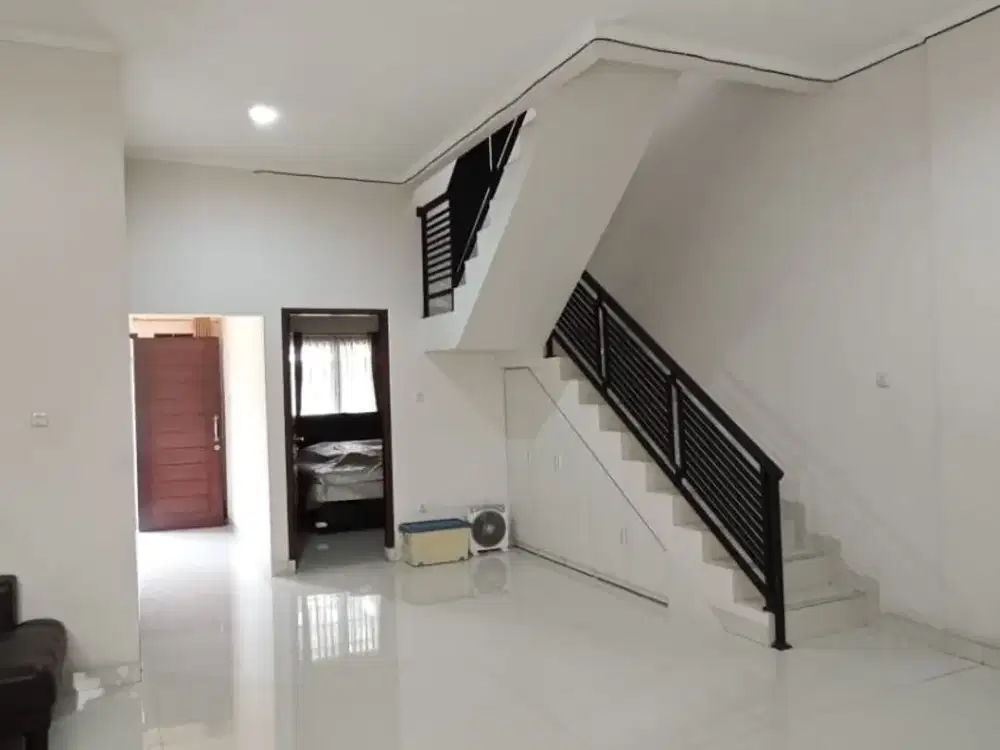 DIJUAL CEPAT RUMAH di TAMAN HOLANDIA LIPPO KARAWACI UTARA