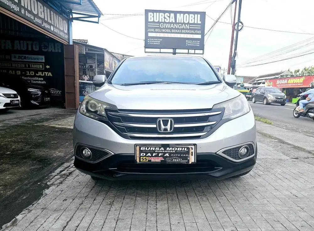 Dp 15jt. HONDA CRV 2013 Matic Silver