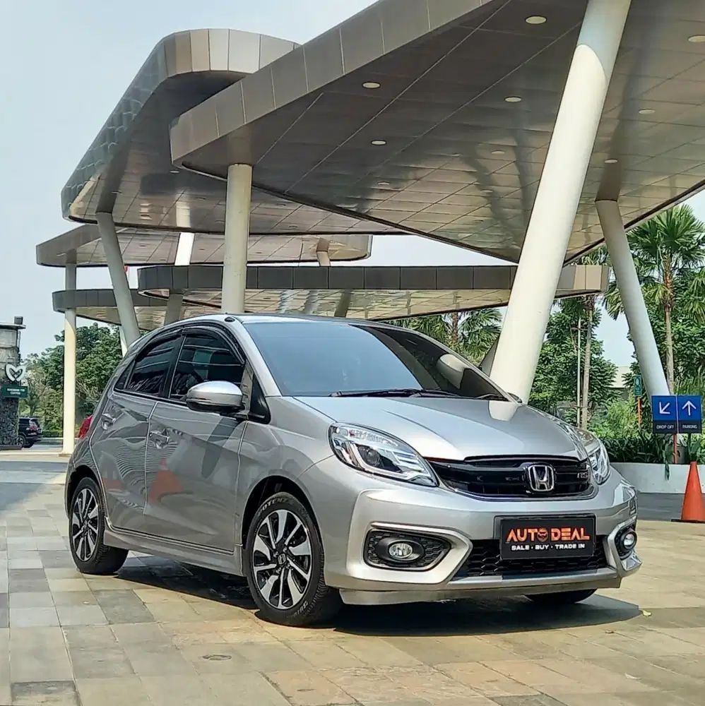 TDP 7JT | HONDA BRIO RS 1.2 CVT AT 2017 SUPER