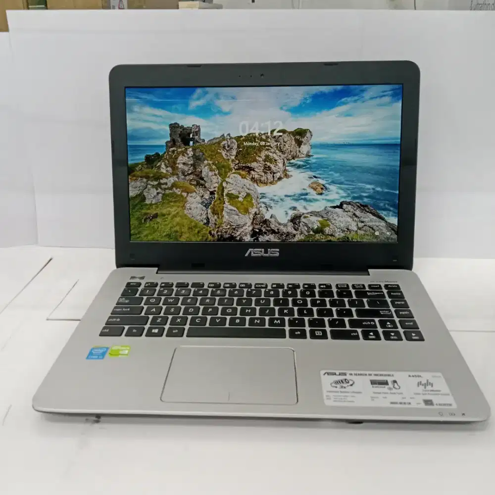 ASUS A455LN, i3 gen 4, GeForce 840M 2gb, 4GB/128GB