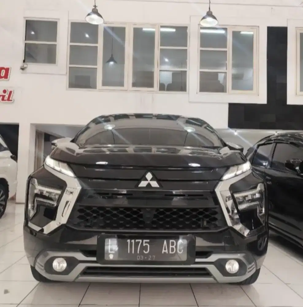 Km 40rb new xpander ultimate 1.5 hitam 2022 fullorisinil surabaya