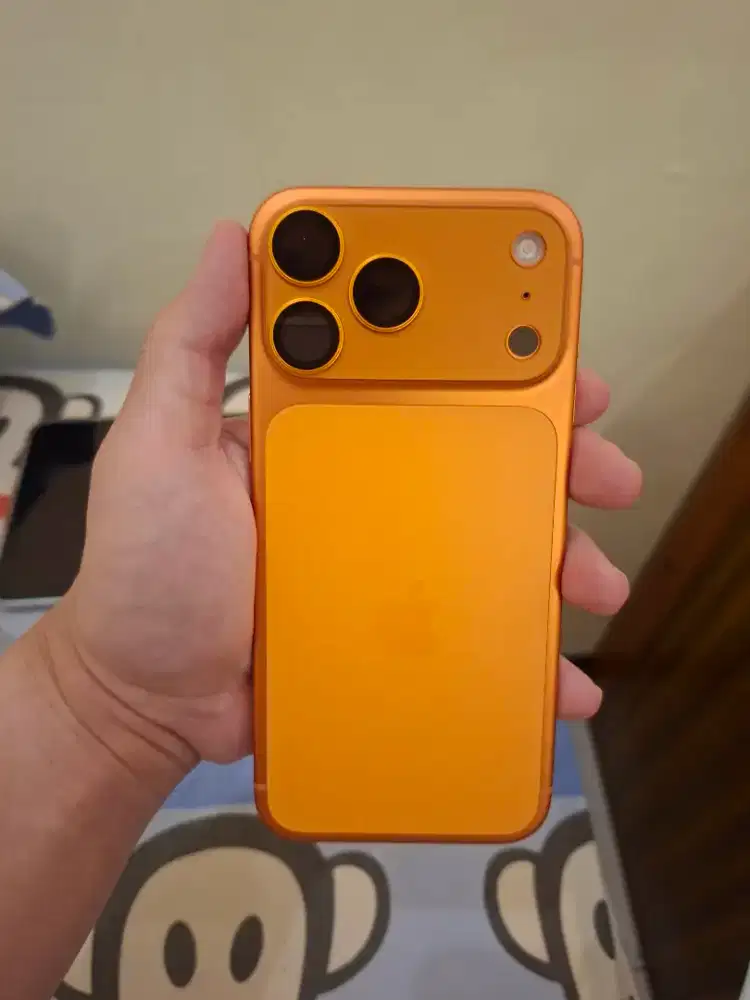 Iphone 17 Pro Max 256gb Cosmic Orange second garansi erafone ibox