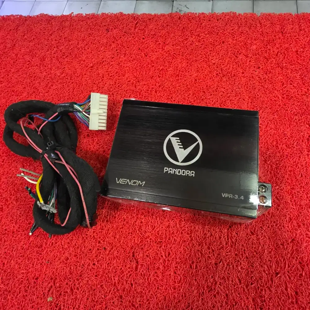 Processor VENOM PANDORA VPR-3.4 Built in Power 4 Channel Out 5 Channel