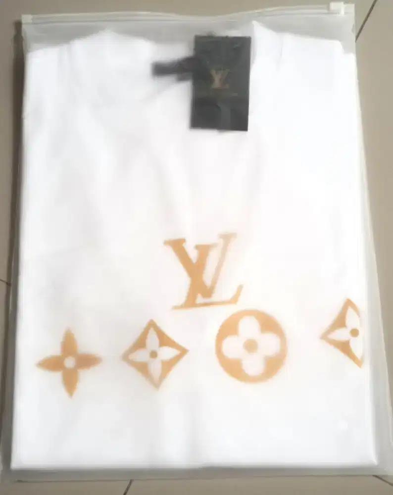 Kaos Luxury Louis Vuitton