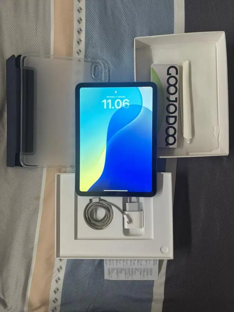 iPad Gen 11 iBox Fullset + Free casing, Goojodoq pen, Tempered glass