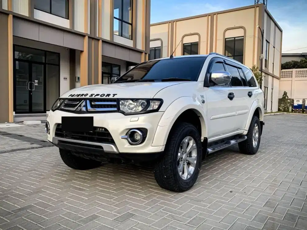 MITSUBISHI PAJERO DAKAR VGT AT 2013 PUTIH KM 150RB