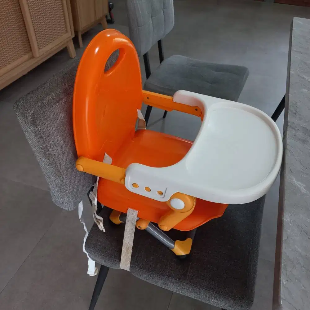Kursi Meja Bayi Chicco booster seat